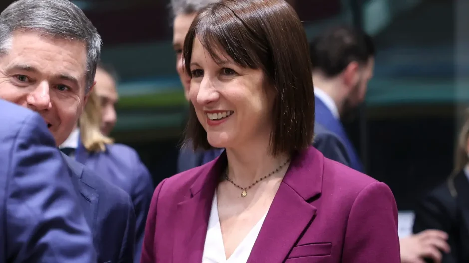 وزیر خزانه‌داری، ریچل ریوز، صندوق تحول جدید ۳.۲۵ میلیارد پوندی را اعلام کرده است. (عکس: شاتراستاک)