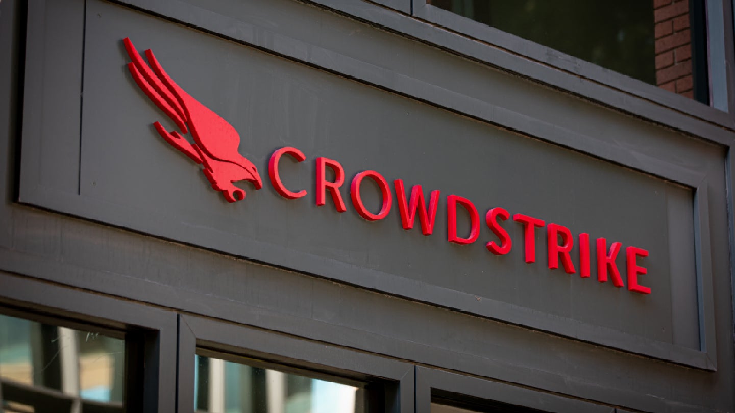 CrowdStrike posílí bezpečnost identit v éře AI akvizicí SGNL